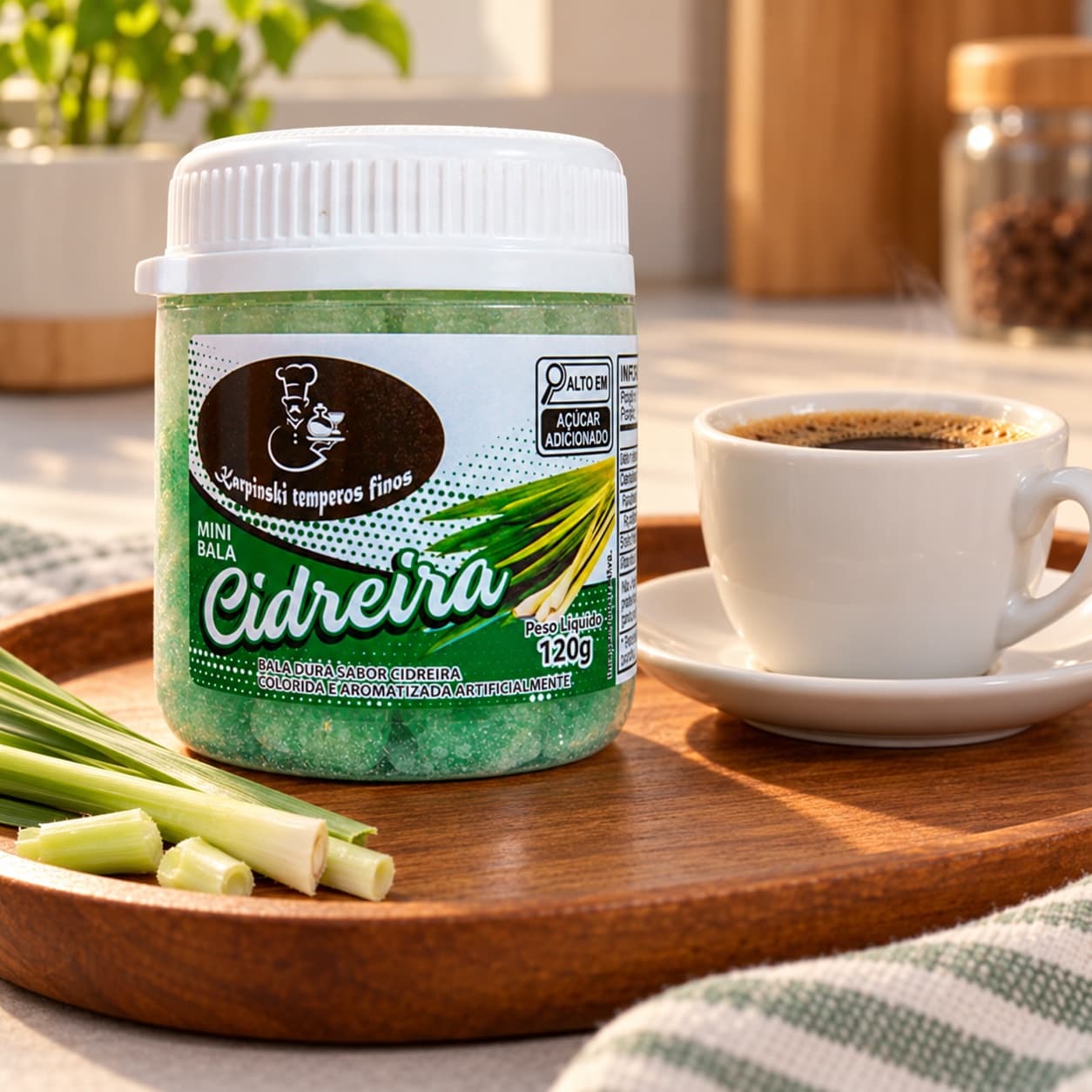 Bala de Cidreira Karpinski 120 g — com café servido em bandeja