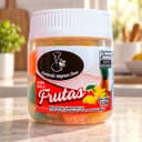 Bala de Frutas Sortidas Karpinski 120 g — na bancada da cozinha