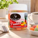 Bala de Frutas Sortidas Karpinski 120 g — ao lado de mesa de café da tarde