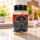 Sal Grosso com Chimichurri Karpinski 500 g — na bancada da cozinha