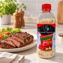 Sal Parrilla Chimichurri com Pimenta Karpinski 500 g — ao lado de carne grelhada