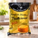 Farofa de Mandioca Tradicional Karpinski 200 g — na bancada da cozinha