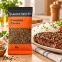 Tempero Completo para Carnes em Sachê Karpinski 50 g — ao lado de carne com arroz