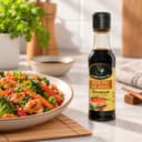 Molho de Soja Karpinski 60 ml — ao lado de refeição salgada