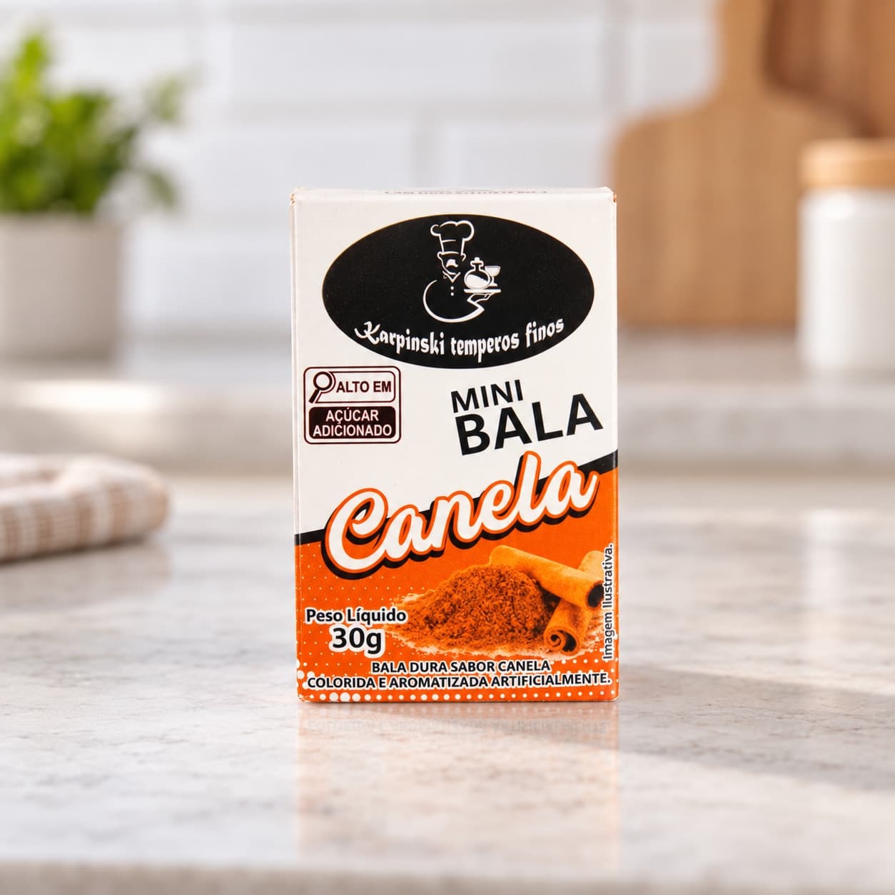 Mini Bala de Canela Display com 12 Karpinski — caixinha de 30 g, detalhe da embalagem e do rótulo