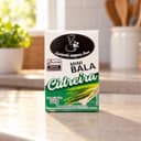 Mini Bala de Cidreira Display com 12 Karpinski — caixinha de 30 g, na bancada da cozinha