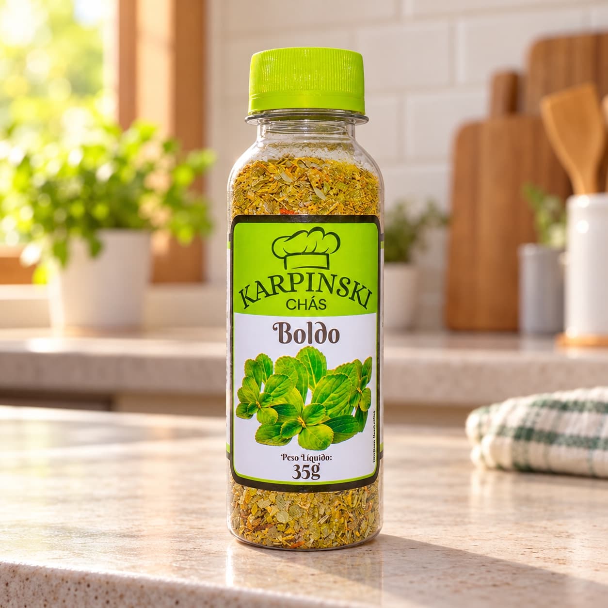 Chá de Boldo Karpinski 35 g — na bancada da cozinha