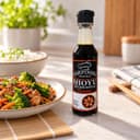 Molho Shoyu Premium Karpinski 150 ml — ao lado de refeição salgada