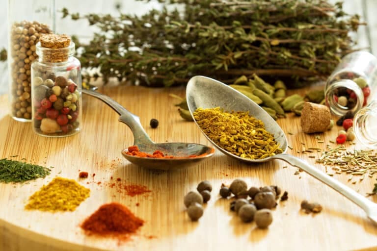 A relevância dos aromas para criar os melhores sabores da culinária.